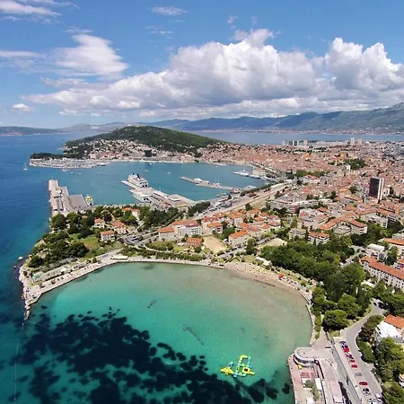 With Wifi - 12373 4* Спліт