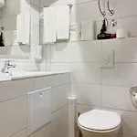 With Wifi - 12373 Guest house