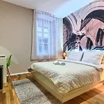 Guest house With Wifi - 12373 Split